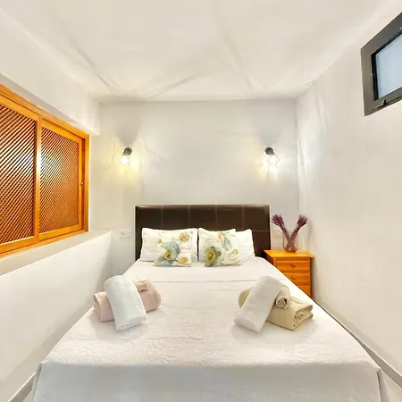 Pueblo Apartamento Lägenhet Mijas